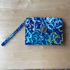Vera Bradley “Turn Lock Phone” Katalina Blues